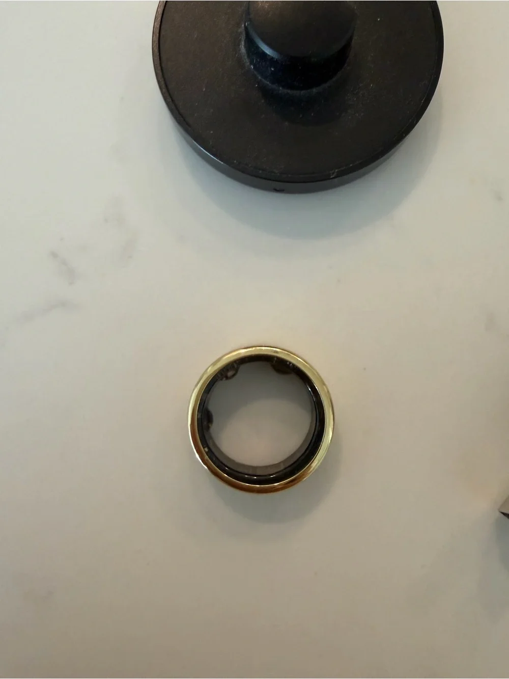 Gold Oura Ring with Charger- size 6